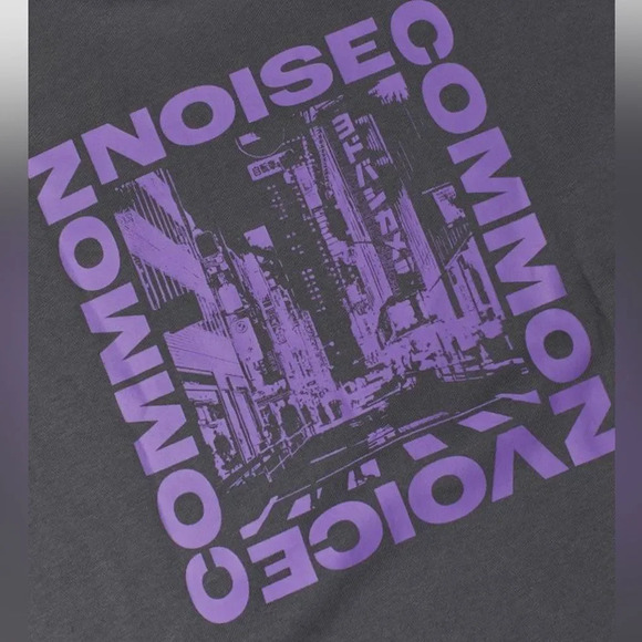 Z H&M gray embroidered front/large back graphic crew neck sweatshirt. Medium. - Picture 2 of 7